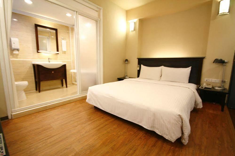 Kindness Xin Jue Jiang Hotel เกาสง ภายนอก รูปภาพ