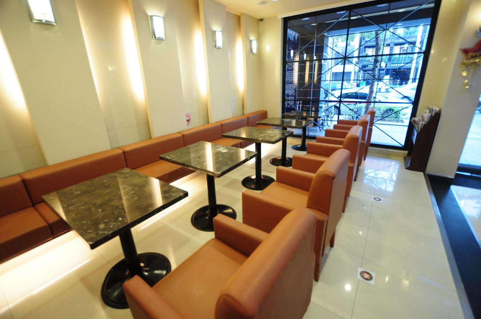 Kindness Xin Jue Jiang Hotel เกาสง ภายนอก รูปภาพ
